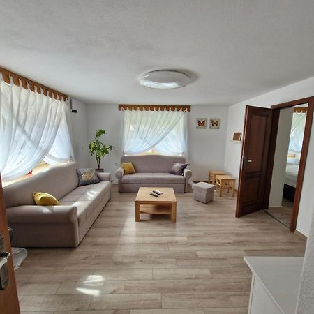 Stol Apartments 지로브니차 외부 사진